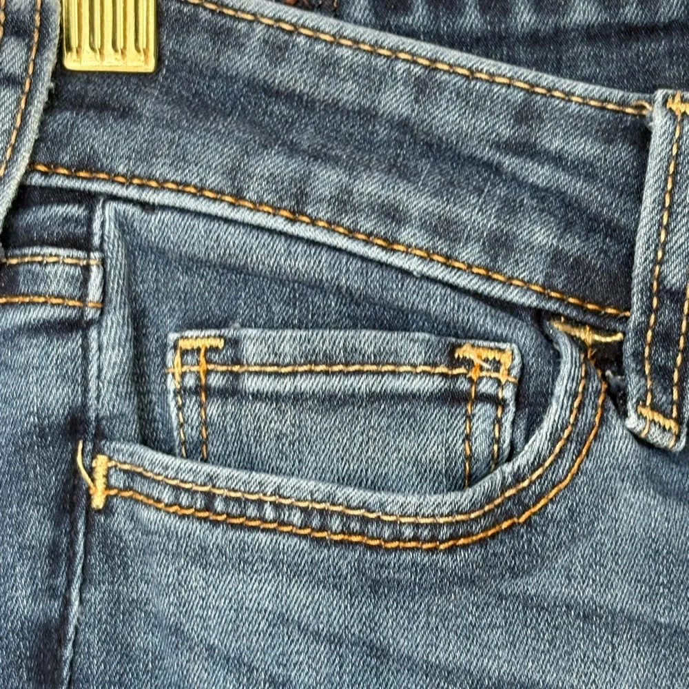 Women's Blue Distressed Jeans - Picture 4 of 9